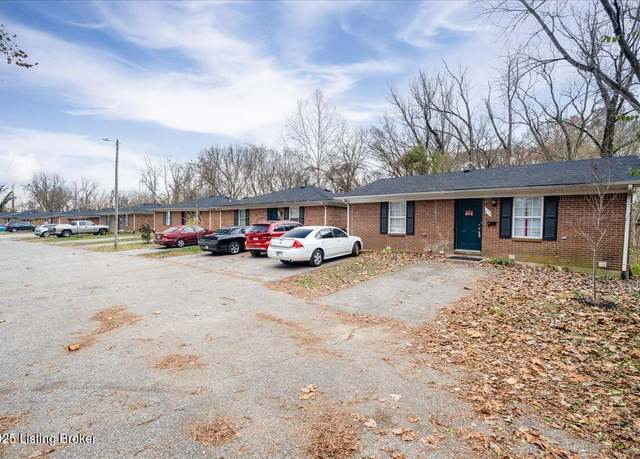 Property at 636 W Francis Ave, Clarksville, IN 47129, 2 beds, 1.5 baths