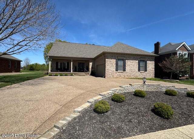 Property at 10606 Black Iron Rd, Louisville, KY 40291, 3 beds, 3.5 baths