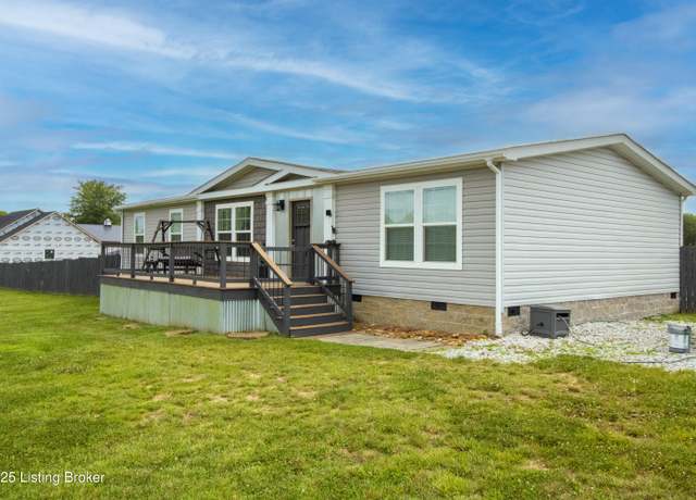 Property at 4975 Huntsville Quality Road Rd, Lewisburg, KY 42256, 3 beds, 2 baths