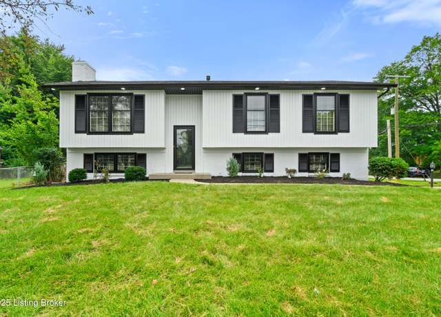 Property at 8320 Smyrna Pkwy, Louisville, KY 40228, 4 beds, 1.5 baths