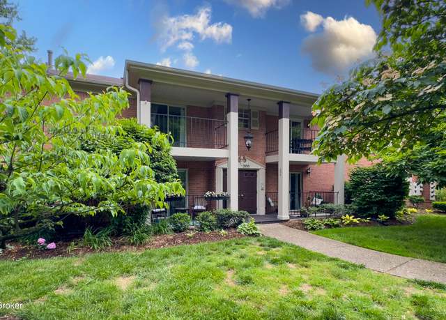 Property at 208 Forest Park Rd, Louisville, KY 40223, 2 beds, 2 baths