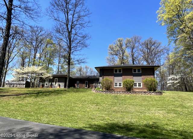Property at 3140 Yorkshire Dr, Bardstown, KY 40004, 5 beds, 3.5 baths