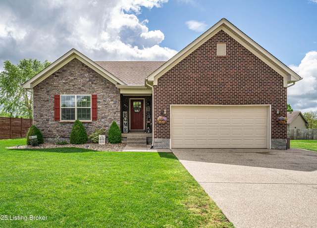 Property at 557 Gentry Crossings Blvd, Mt Washington, KY 40047, 3 beds, 2 baths