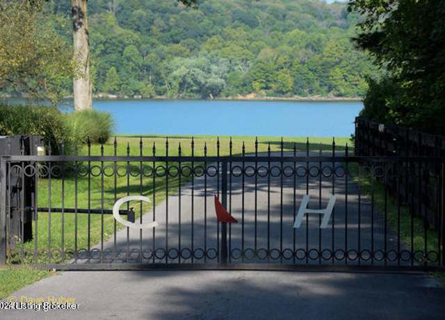 Property at 14119 Harbour Pl, Prospect, KY 40059, 2 beds, 1.5 baths