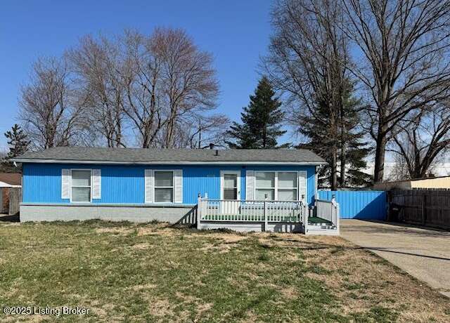 Property at 7507 Sherrard Dr, Louisville, KY 40258, 4 beds, 1.5 baths