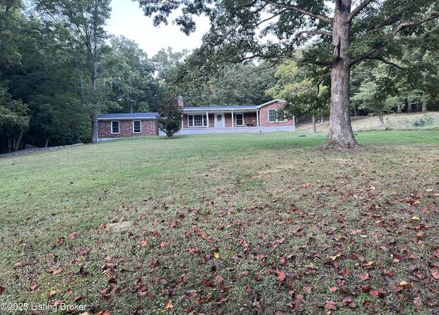 Property at 121 Rayhill Rd, Fairdale, KY 40118, 3 beds, 2.5 baths