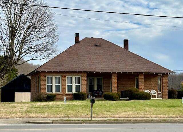 Property at 554 N Main St, Jamestown, KY 42629, 3 beds, 1 bath