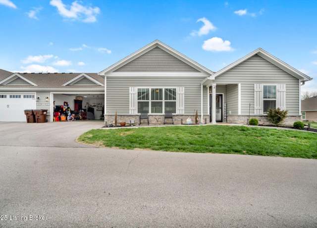 Property at 5007 Woodridge Lake Blvd, Louisville, KY 40272, 3 beds, 2 baths