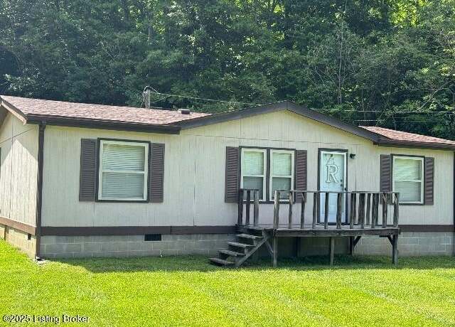 Property at 139 Mountain View Estates Rd, Elizabethtown, KY 42701, 3 beds, 2 baths