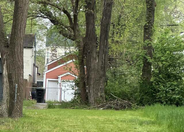 Property at 2412 Montgomery St, Louisville, KY 40212