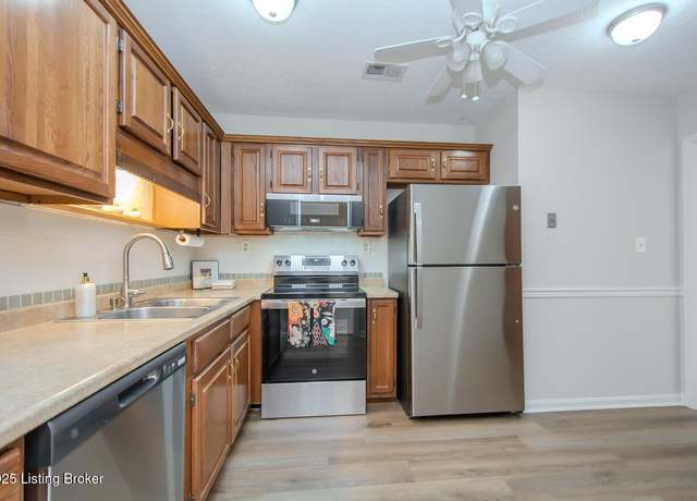 Property at 3030 Breckenridge Ln Apt 410, Louisville, KY 40220, 2 beds, 2 baths