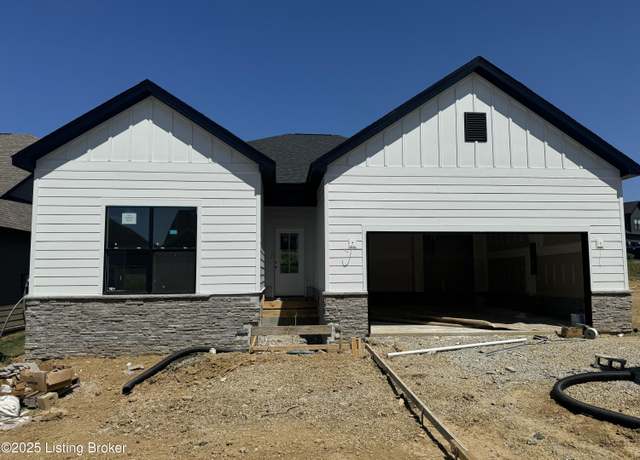 Property at 1160 Greens Dr, Simpsonville, KY 40067, 3 beds, 2 baths