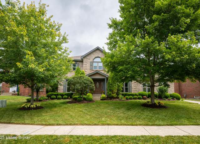 Property at 1113 Blackthorn Rd, Louisville, KY 40299, 4 beds, 3.5 baths