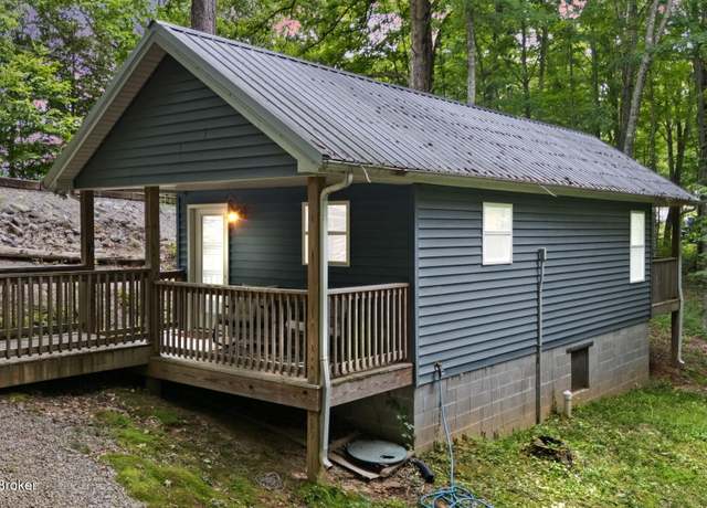 Property at 866 Wilderness Rd, Mammoth Cave, KY 42259, 4 beds, 3 baths