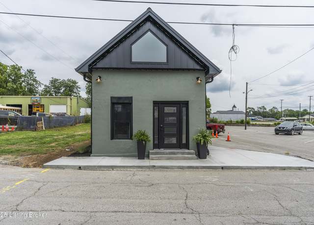 Property at 131 College St, Lawrenceburg, KY 40342, 2 beds, 2 baths
