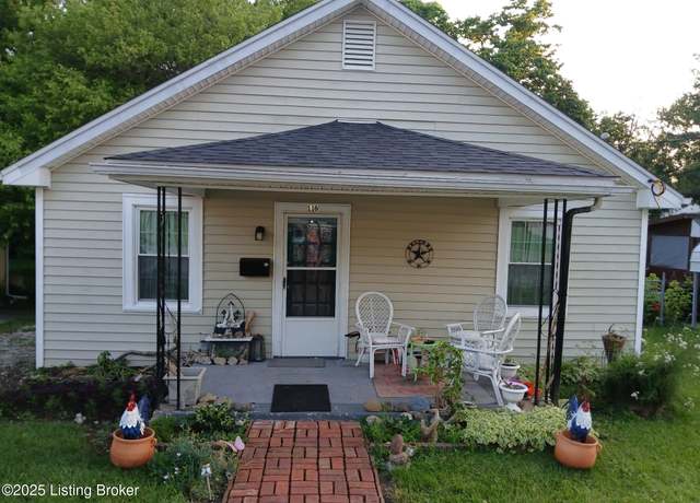 Property at 116 Elizabeth St, Frankfort, KY 40601, 2 beds, 1 bath