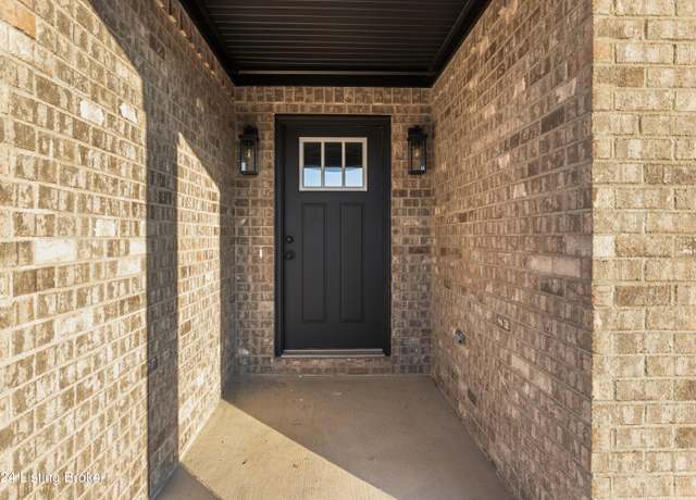 Property at 399 Williamsburg Dr, Mt Washington, KY 40047, 3 beds, 2 baths