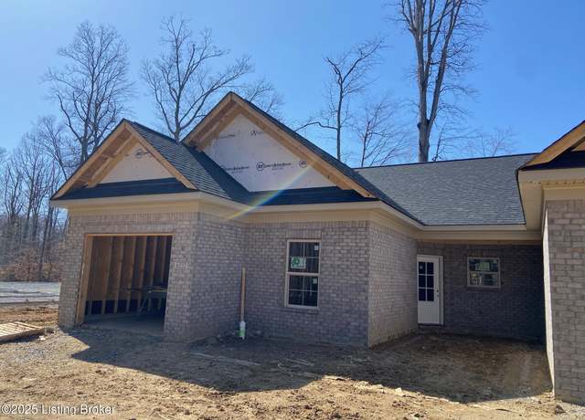 Property at 6532 Blum Farm Ct, Louisville, KY 40291, 2 beds, 2 baths