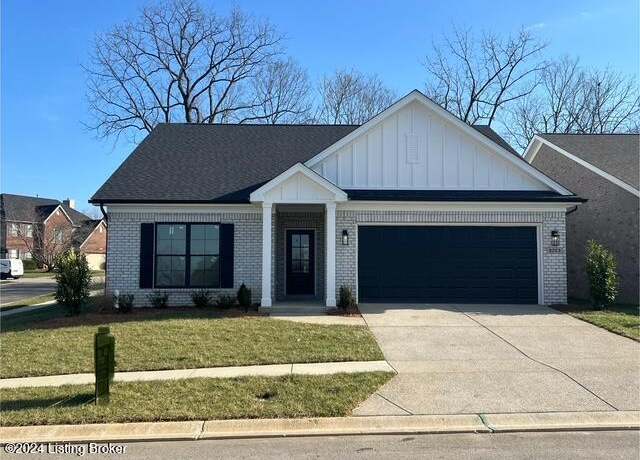 Property at 8203 Cedar Crest Ln, Louisville, KY 40291, 3 beds, 2 baths