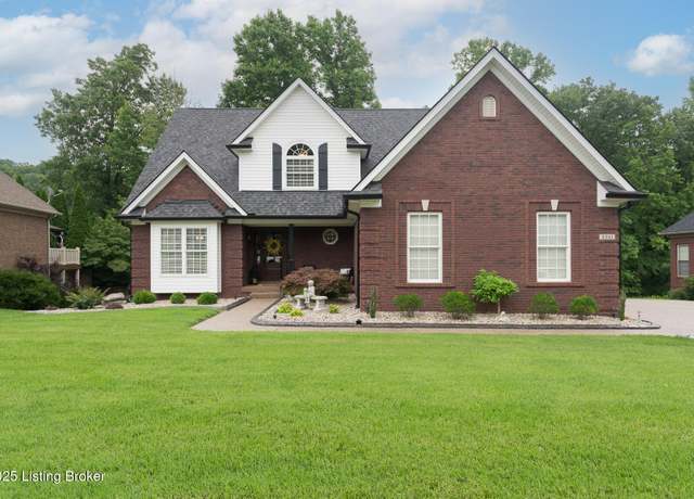 Property at 3511 Hardwood Forest Dr, Louisville, KY 40214, 4 beds, 3.5 baths