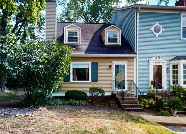 Property at 10729 Colonial Woods Ct, Louisville, KY 40023, 2 beds, 2 baths