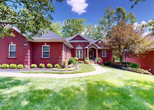 Property at 12109 Vanherr Dr, Louisville, KY 40299, 4 beds, 3.5 baths