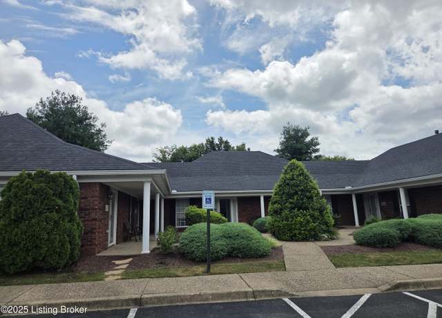 Property at 8448 Aspen Glen Way, Louisville, KY 40228, 2 beds, 1.5 baths