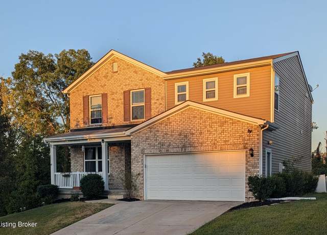 Property at 12075 Parkview Trace Dr, Louisville, KY 40229, 5 beds, 3.5 baths