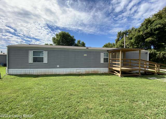 Property at 205 Greenfield Ave, Bardstown, KY 40004, 2 beds, 2 baths