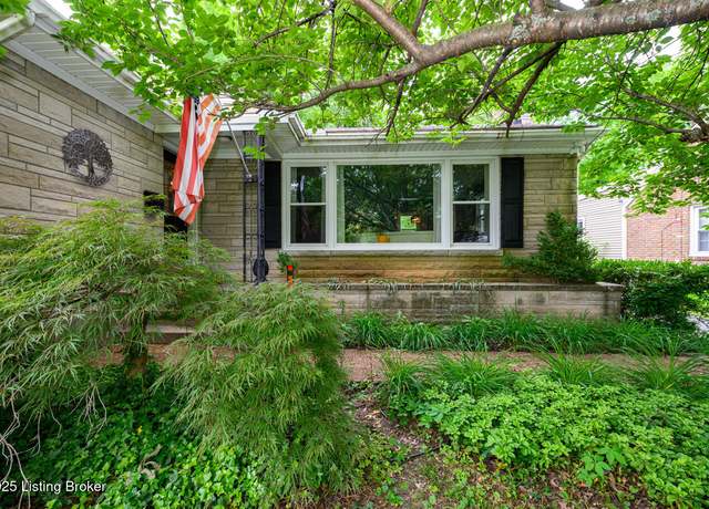 Property at 4631 Beaver Rd, Louisville, KY 40207, 3 beds, 2 baths
