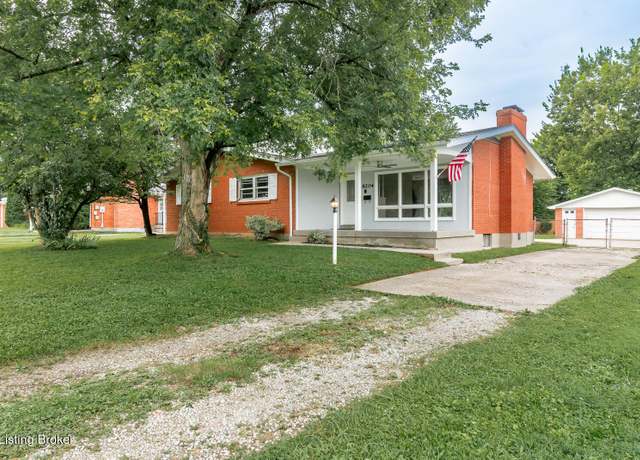 Property at 8204 Cedar Brook Dr, Louisville, KY 40219, 3 beds, 1.5 baths