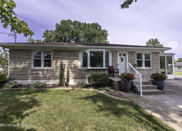 Property at 10703 Cedar Creek Rd, Louisville, KY 40229, 3 beds, 2.5 baths