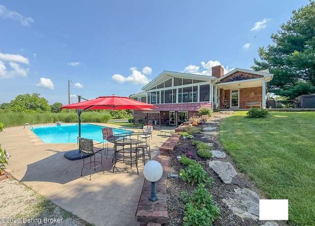 Property at 207 Woodlawn Rd, Shelbyville, KY 40065, 3 beds, 3 baths