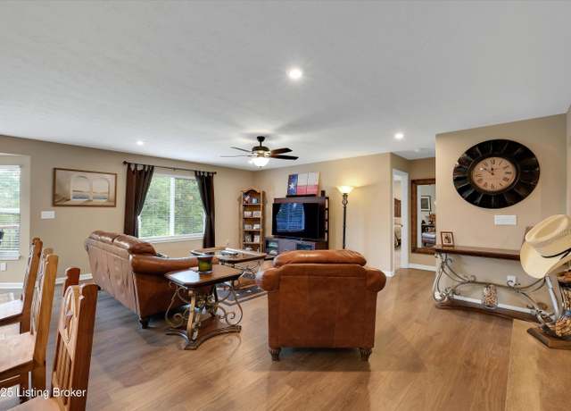 Property at 159 Blue Ridge Cir, Mt Washington, KY 40047, 3 beds, 2 baths