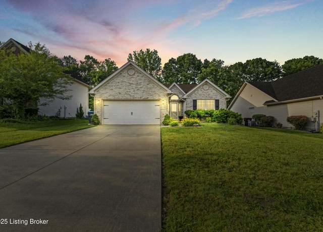 Property at 7211 Quindero Run Rd, Louisville, KY 40228, 3 beds, 2 baths