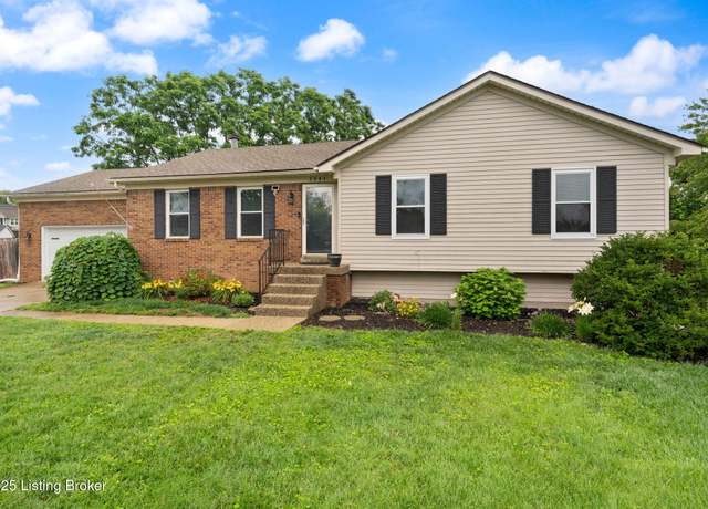 Property at 3901 Vantage Pl, Louisville, KY 40299, 3 beds, 3 baths