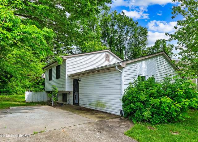Property at 5113 Baywood Dr, Louisville, KY 40241, 3 beds, 1.5 baths