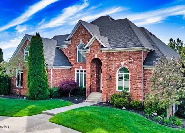 Property at 13520 Ridgemoor Dr, Prospect, KY 40059, 6 beds, 3.5 baths