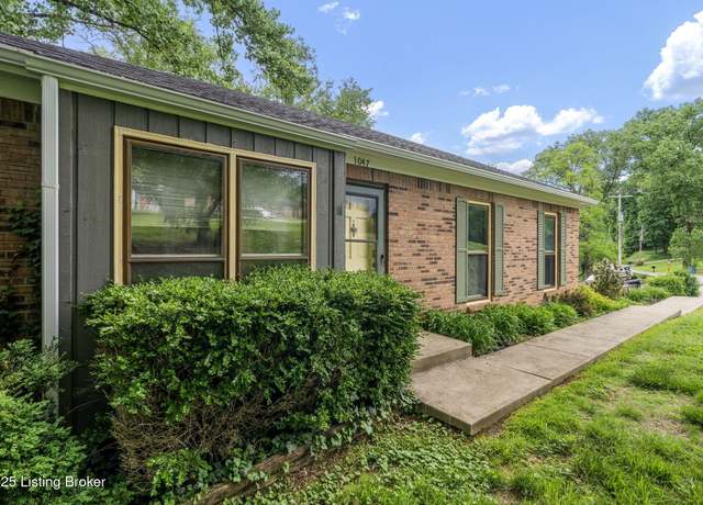 Property at 1047 Rollingwood Ln, Goshen, KY 40026, 3 beds, 2 baths