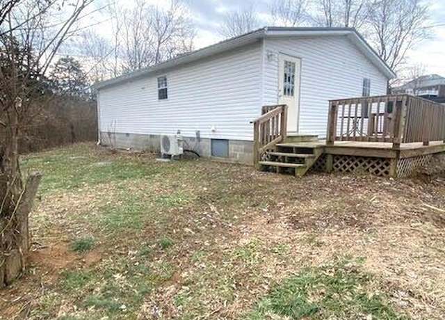 Property at 2701 N Hwy 393, La Grange, KY 40031, 3 beds, 2 baths