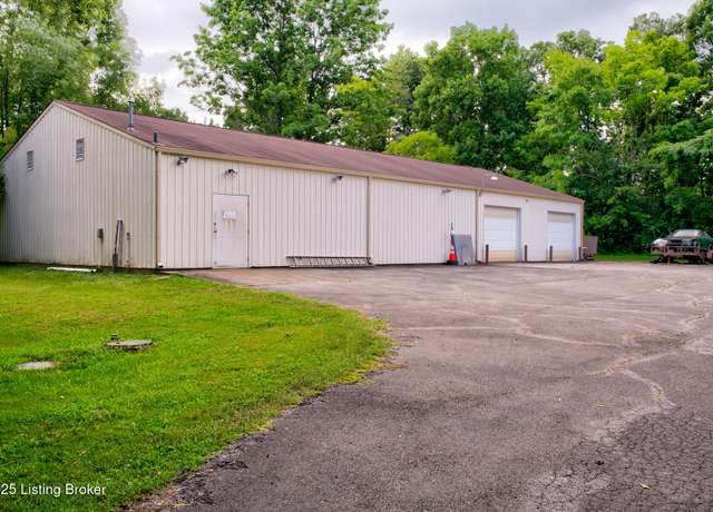 Property at 9210 Fairground Rd, Louisville, KY 40291, 3 beds, 2 baths