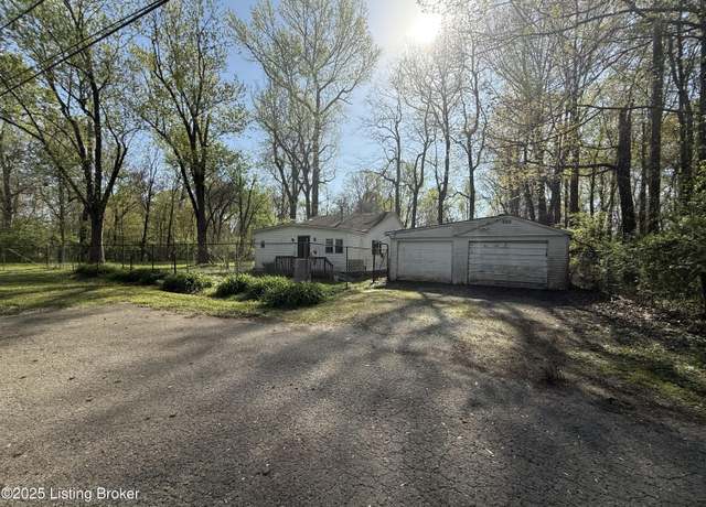 Property at 6713 Flagler Ave, Louisville, KY 40216, 2 beds, 1.5 baths