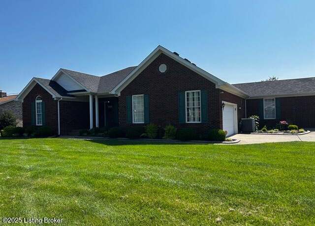Property at 6717 Astral Dr, Louisville, KY 40258, 3 beds, 2 baths