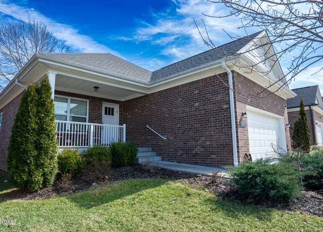 Property at 8105 Cedar Crest Ln, Louisville, KY 40291, 3 beds, 2 baths
