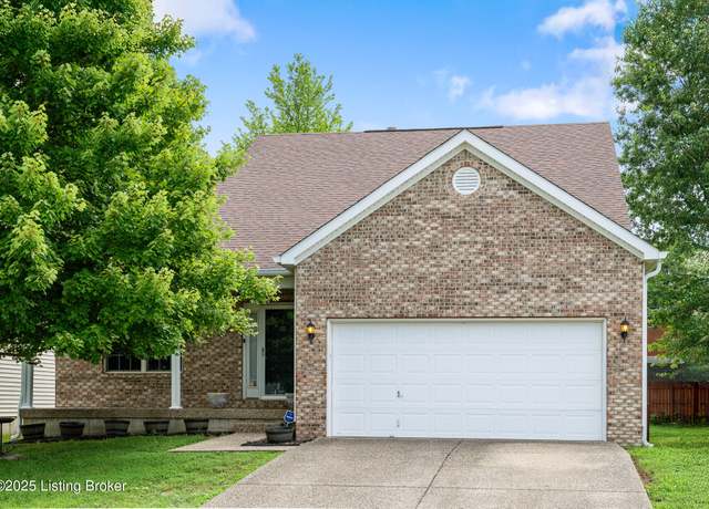 Property at 7501 Gadwall Way, Louisville, KY 40218, 3 beds, 2.5 baths