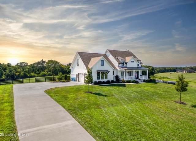 Property at 639 S Stallard Dr, Shelbyville, KY 40065, 4 beds, 3.5 baths