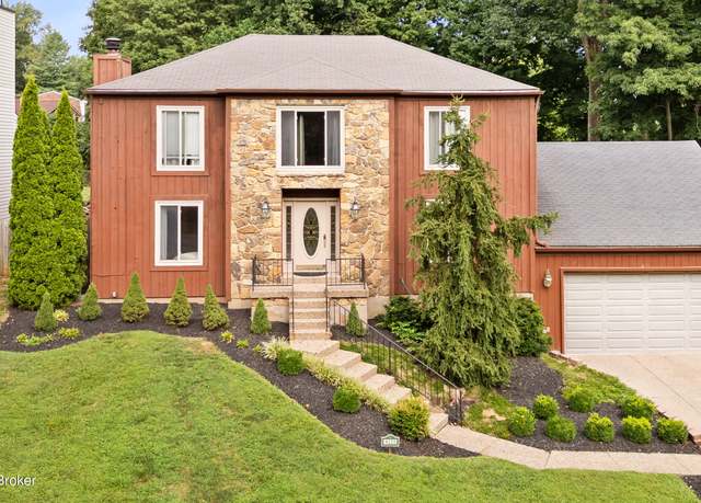 Property at 8111 Barbour Manor Dr, Louisville, KY 40241, 3 beds, 2.5 baths