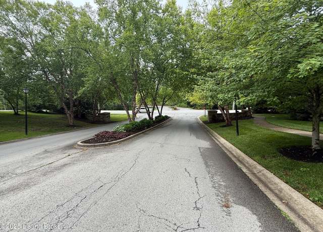 Property at 5303-5307 Worthington Place Dr, Louisville, KY 40241