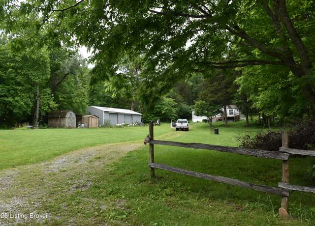Property at 3015 S Chestnut Grove Rd, Columbia, KY 42728, 3 beds, 1 bath