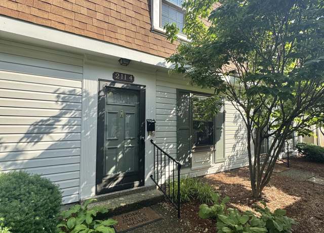 Property at 211 Fairfax Ave #4, Louisville, KY 40207, 2 beds, 1.5 baths